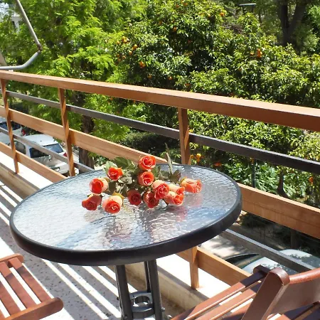 Apartment μια ρετρό γωνιά στην ακρόπολη, 5 λεπτά απ' το μετρό Athens